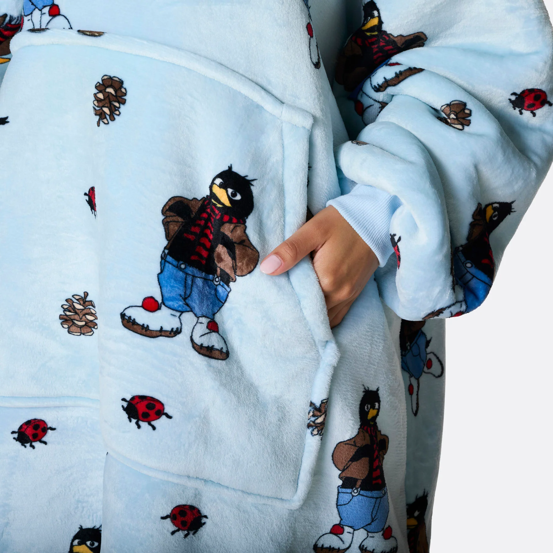 Solan Gundersen HappyHoodie - Image 10